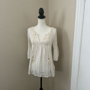 Forever 21 Cream Cold Shoulder Peasant Sleeve Blouse S